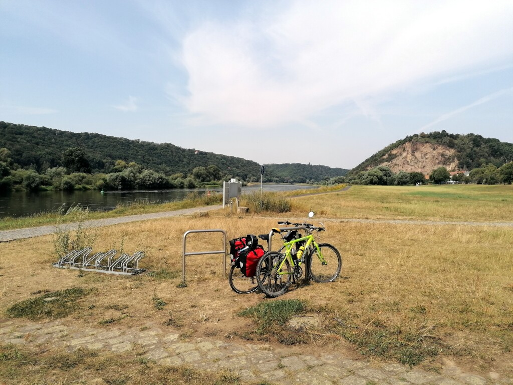 Elbe cycle path