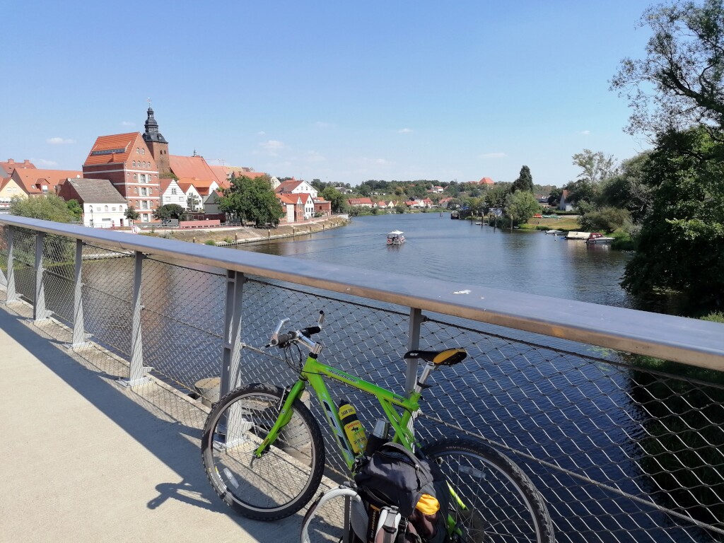 Elbe cycle path