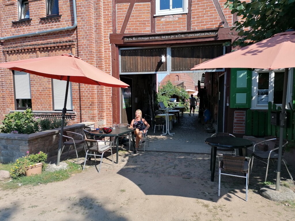 Elbe cycle path